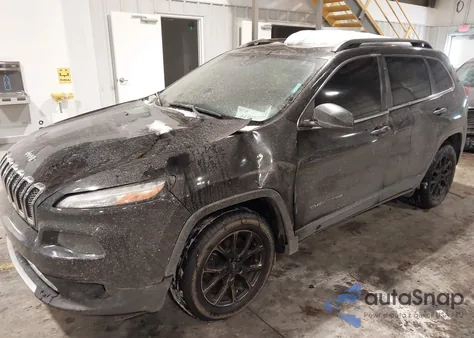 2017 Jeep Cherokee Latitude Fwd z USA, uszkodzony, nr VIN 1C4PJLCS8HW613633